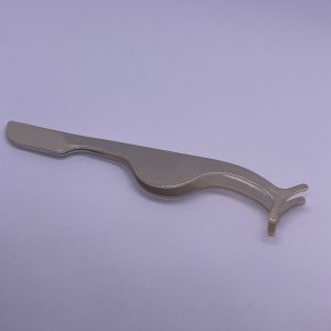 Eyelash applicator